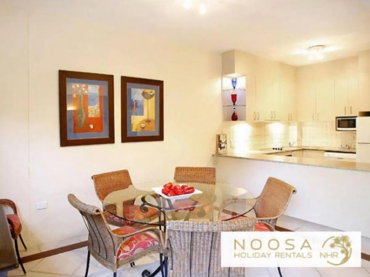 Holiday home Little Cove Townhouse 3 Pandanus Street 14 Villa Noosa Heads Australia
